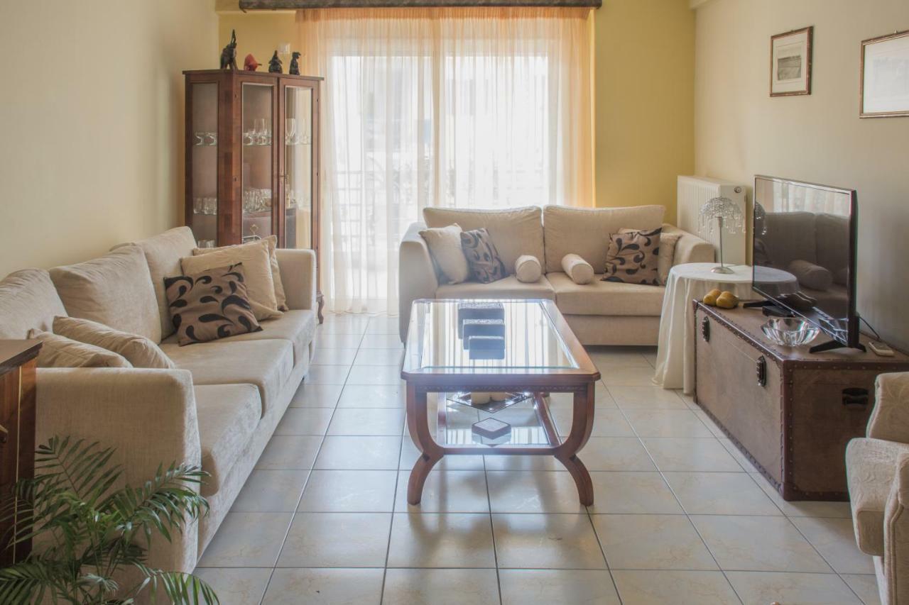 Artemis Central Apartment Corinto Esterno foto