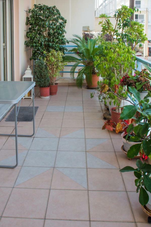 Artemis Central Apartment Corinto Esterno foto